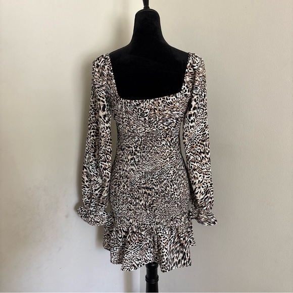 Express animal print long puff sleeve smocked body mini leopard dress size XS - Picture 6 of 7